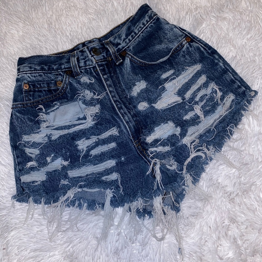 Vintage Highwaist Levi Cutoffs